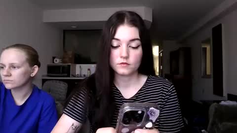 Goddess Raven online show from 09-26-25, 04:44