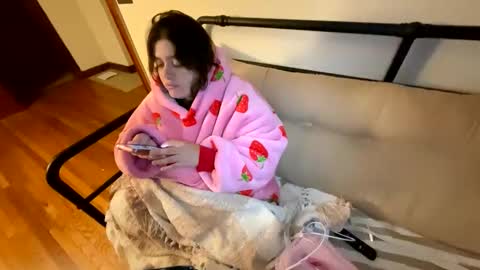 Snapshot of goddessviccc chatting on 06-02-26, 05:53 princessviccxo online show from 06-02-26, 05:53