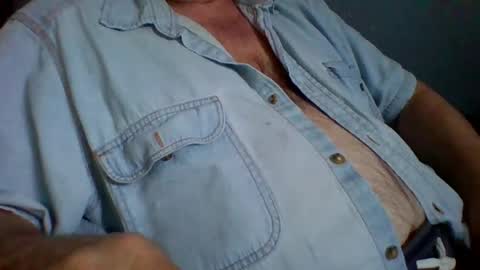 Snapshot of godfather943 chatting on 06-14-26, 02:09 godfather943 online show from 06-14-26, 02:09