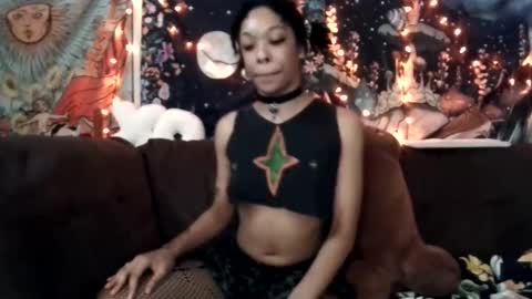 Snapshot of godispleasure chatting on 04-11-26, 04:33 goddess of pleasure online show from 04-11-26, 04:33