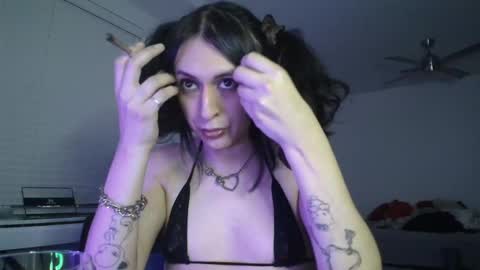 Snapshot of godstar666 chatting on 02-05-26, 02:27 Godstar666 online show from 02-05-26, 02:27