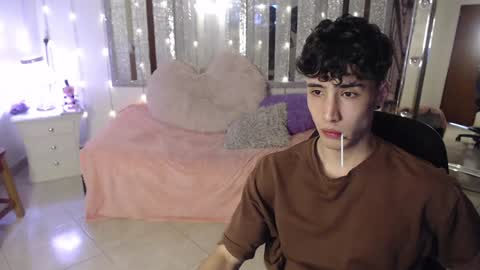 Satoru Gojo online show from 12-19-24, 04:35