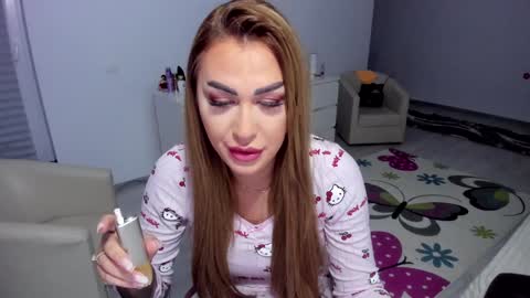 Nicole.. online show from 02-08-25, 04:36