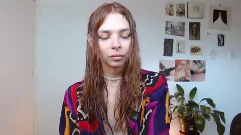 Alaska online show from 12-03-25, 01:42