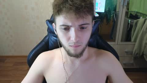 Snapshot of golden_boyyy21 chatting on 04-08-26, 04:51 Golden boyyy21 online show from 04-08-26, 04:51