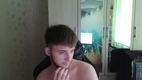 Snapshot of golden_boyyy21 chatting on 04-19-26, 08:57 Golden boyyy21 online show from 04-19-26, 08:57