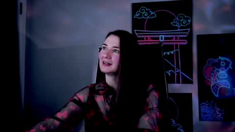 Snapshot of golden_dragones chatting on 05-15-26, 08:43 Gloria online show from 05-15-26, 08:43