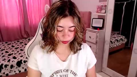 Snapshot of golden_gingerkitty chatting on 02-23-26, 02:03 golden_gingerkitty online show from 02-23-26, 02:03