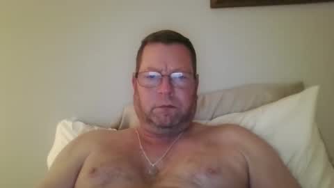 goldenbear3111 online show from 01-04-25, 08:49