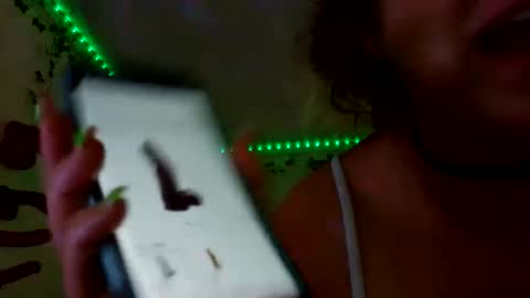 XxPretentious PeachxX online show from 06-05-26, 07:19