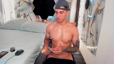 Golden online show from 07-08-26, 06:45
