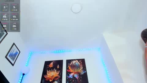 May smith online show from 10-13-25, 07:52