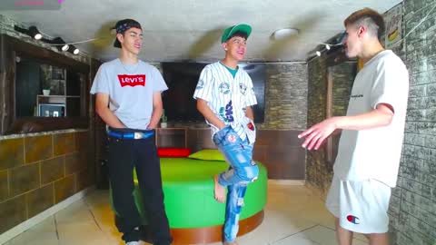 GOLDENJOI online show from 01-12-25, 11:39