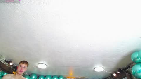 GOLDENJOI online show from 01-31-25, 03:44