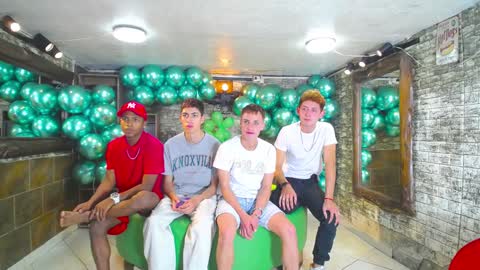 GOLDENJOI online show from 02-03-25, 12:47