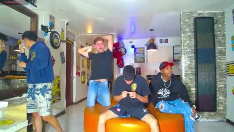 GOLDENJOI online show from 02-20-25, 11:31