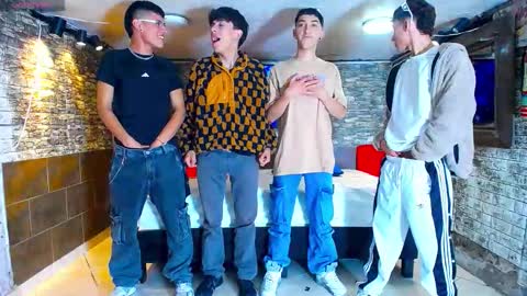 GOLDENJOI online show from 09-15-25, 10:10