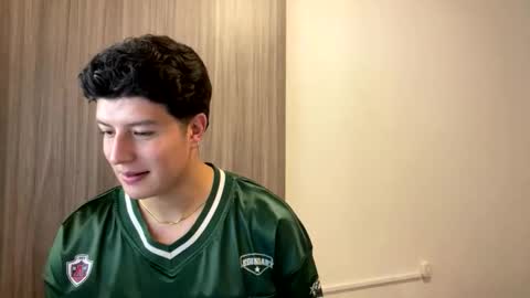 Snapshot of goldenknight33 chatting on 10-10-25, 05:34 goldenknight33 online show from 10-10-25, 05:34