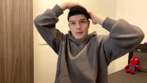 Snapshot of goldenknight33 chatting on 10-18-25, 04:41 goldenknight33 online show from 10-18-25, 04:41