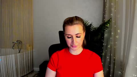 Olivia online show from 01-20-25, 06:53