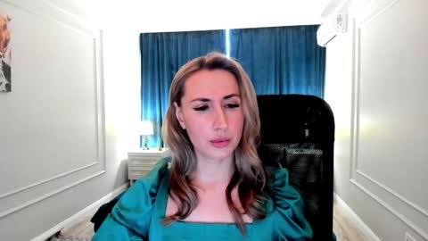 Olivia online show from 02-06-25, 11:32