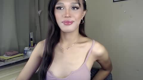 Lily is Gold online show from 10-24-25, 12:41