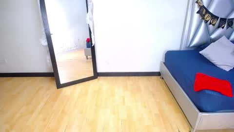 goldenn_ass1 online show from 10-31-25, 03:40