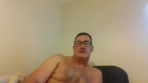 goldenone59 online show from 09-26-25, 01:37