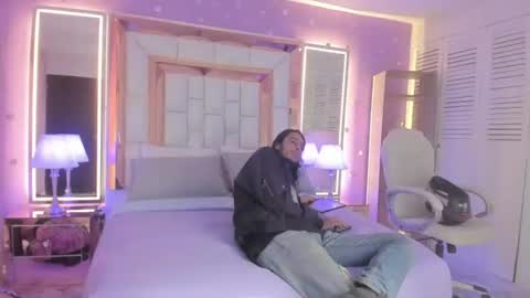 goldentemptation_ online show from 06-21-26, 02:19