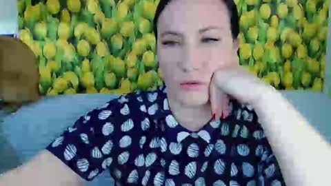 Snapshot of goldmoonn chatting on 04-05-26, 03:53 goldmoonn online show from 04-05-26, 03:53