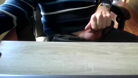 Snapshot of goldstar71 chatting on 10-29-25, 02:08 goldstar71 online show from 10-29-25, 02:08