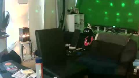 Snapshot of goldyguy011 chatting on 02-20-25, 07:12 goldyguy011 online show from 02-20-25, 07:12