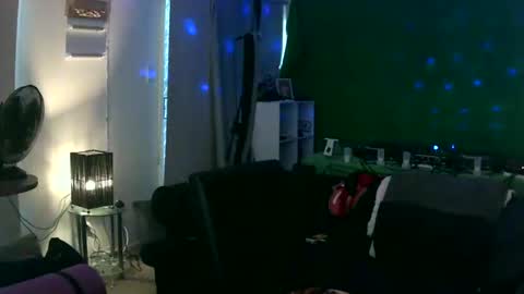 Snapshot of goldyguy011 chatting on 02-25-25, 07:52 goldyguy011 online show from 02-25-25, 07:52