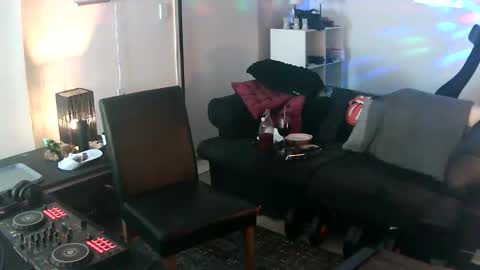 Snapshot of goldyguy011 chatting on 09-18-25, 06:32 goldyguy011 online show from 09-18-25, 06:32