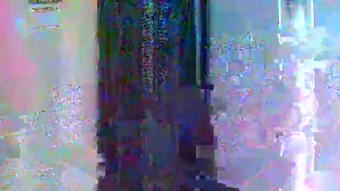 Snapshot of goldyguy011 chatting on 10-19-25, 11:00 goldyguy011 online show from 10-19-25, 11:00