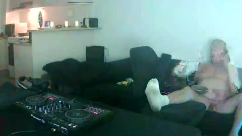 goldyguy011 online show from 05-08-26, 08:41
