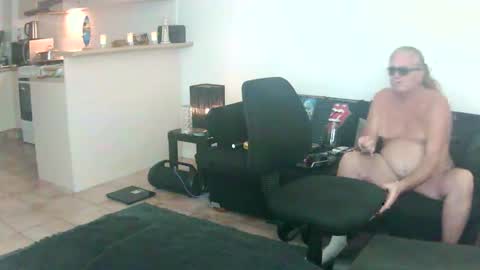 goldyguy011 online show from 06-04-26, 11:05