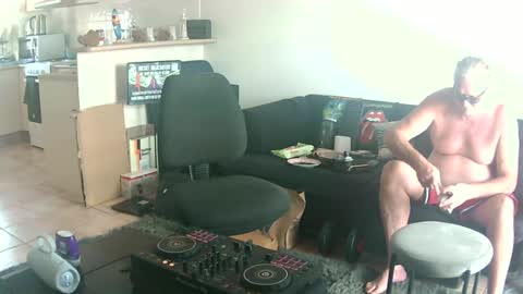 goldyguy011 online show from 06-17-26, 12:35