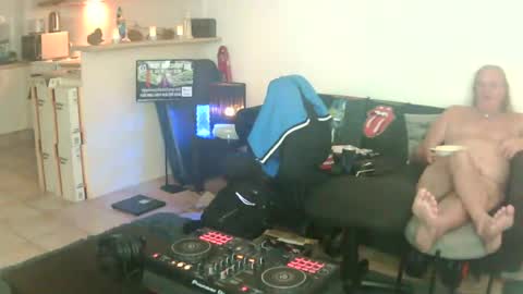 goldyguy011 online show from 06-25-26, 06:18