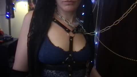 goldynsilvyrempress online show from 05-12-26, 02:30