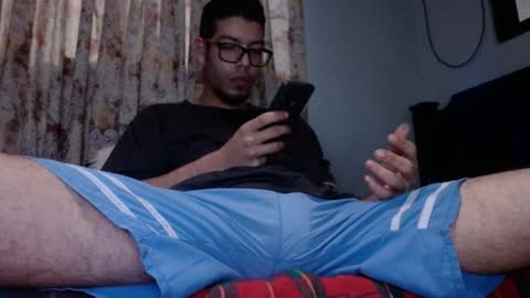 Snapshot of gollfather97 chatting on 12-13-24, 06:27 julin Andrs online show from 12-13-24, 06:27