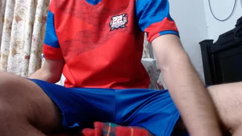 Snapshot of gollfather97 chatting on 01-02-25, 01:49 julin Andrs online show from 01-02-25, 01:49
