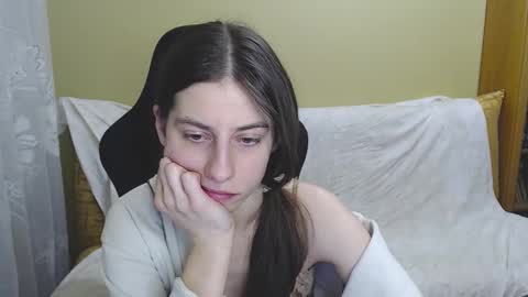 Snapshot of good__night chatting on 02-15-25, 06:44 Elizabeth Effie online show from 02-15-25, 06:44