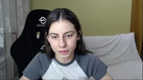 Snapshot of good__night chatting on 01-07-26, 07:27 Elizabeth Effie online show from 01-07-26, 07:27