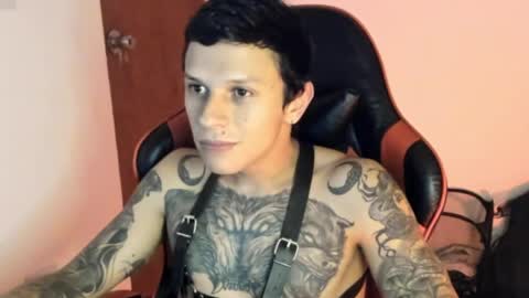 Snapshot of goodboy69i chatting on 04-09-26, 10:04 goodboy69i online show from 04-09-26, 10:04