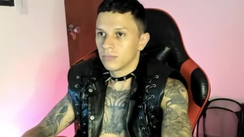 Snapshot of goodboy69i chatting on 04-19-26, 06:10 goodboy69i online show from 04-19-26, 06:10