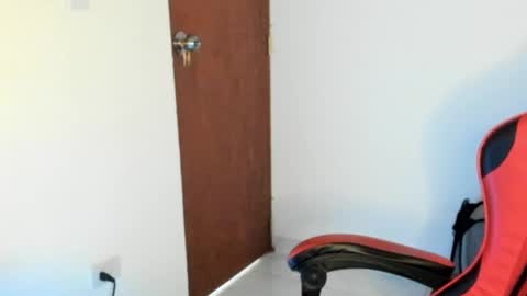 Snapshot of goodboy69i chatting on 05-16-26, 07:12 goodboy69i online show from 05-16-26, 07:12