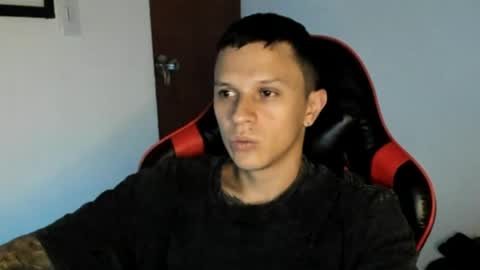 Snapshot of goodboy69i chatting on 06-01-26, 12:23 goodboy69i online show from 06-01-26, 12:23