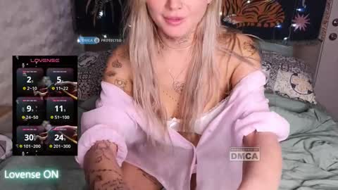 goodgirl0024 online show from 03-17-26, 08:34