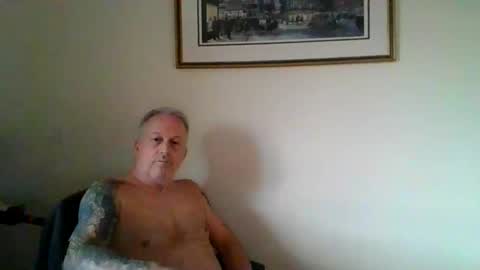 Snapshot of goodgriefnotagain chatting on 10-27-25, 04:11 Goodgriefnotagain online show from 10-27-25, 04:11